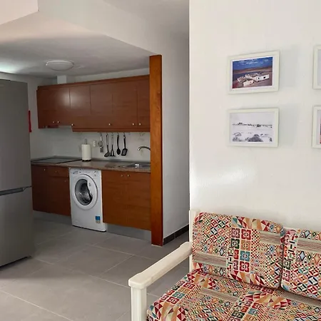 Delia Castillo 3b 칼레타데푸스테