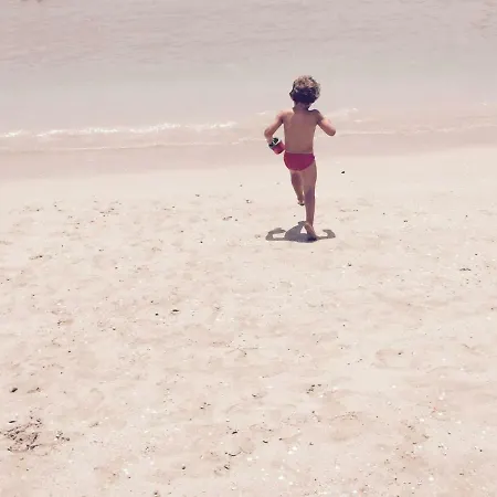 Delia Castillo 3b Apartman